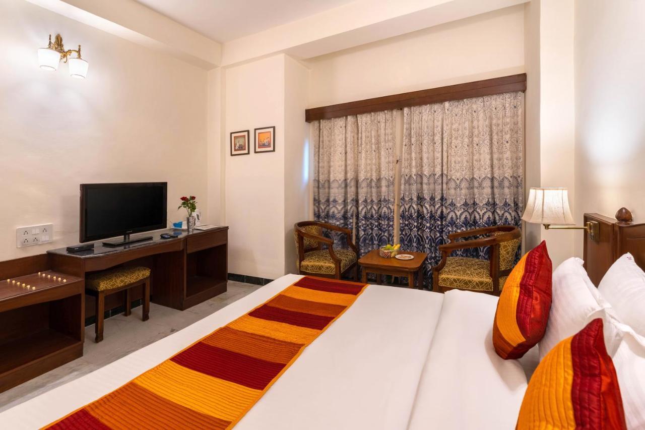 Sarovar - Lake Facing Boutique Hotel On Lake Pichola Udaipur Extérieur photo