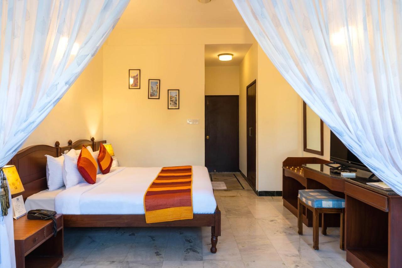 Sarovar - Lake Facing Boutique Hotel On Lake Pichola Udaipur Extérieur photo